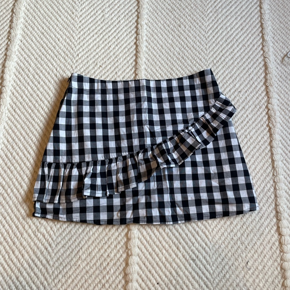 Black and white gingham skirt